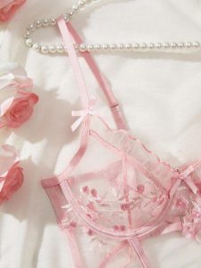 لباس زیر با کاپ b,c,d کد 317