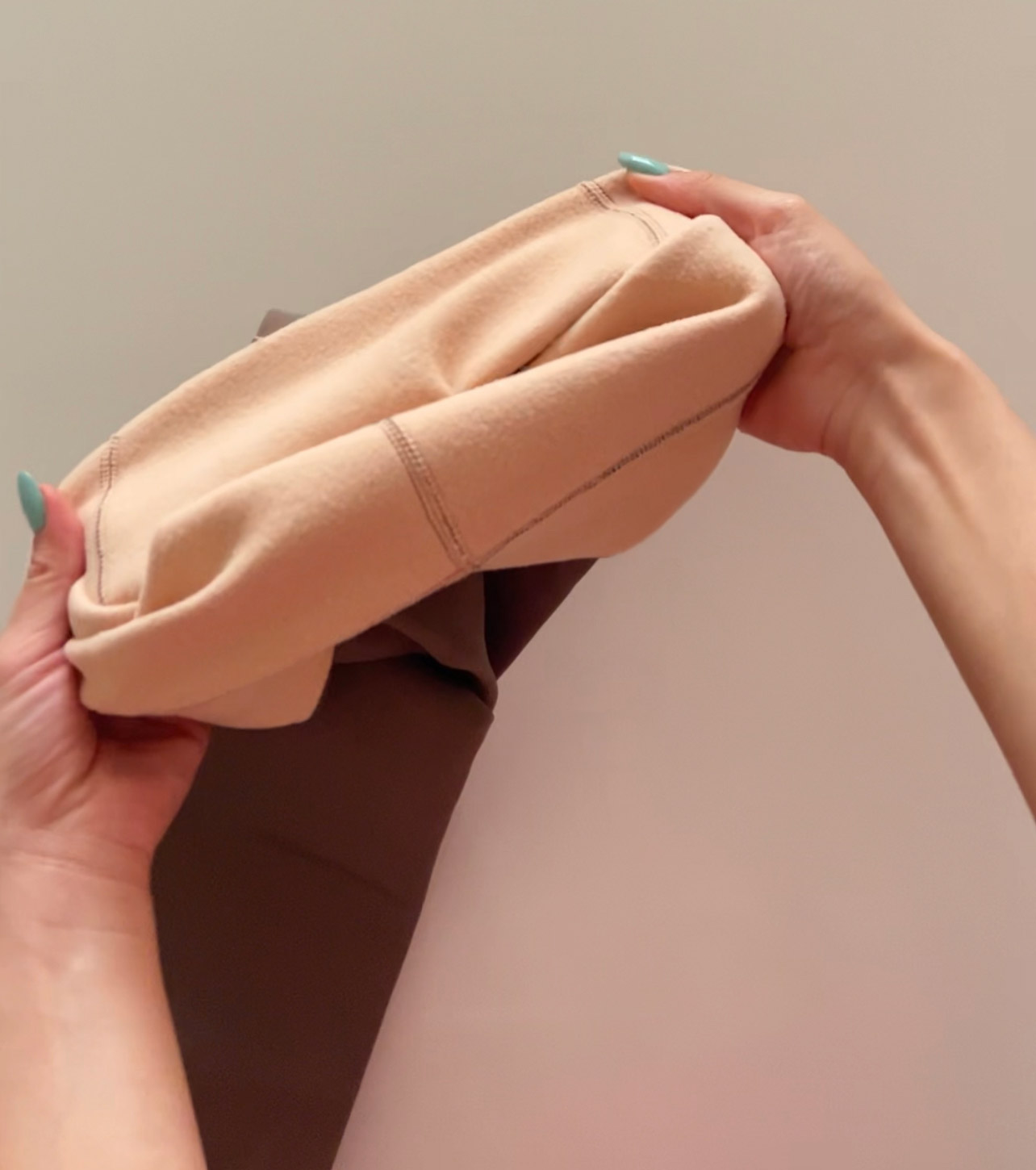 جوراب شلواری تو کرک نسکافه ای کد 795