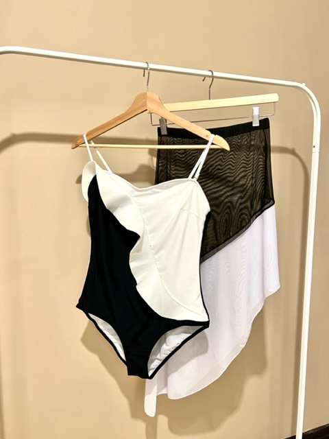 مایو یک تیکه با رومایویی دامنی کد 675