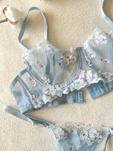 ست شورت و سوتین آبی کد 351