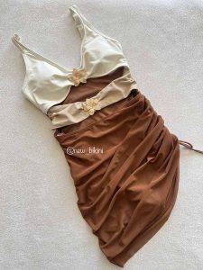 مایو با رومایوییه چسبیده کد ۶۹۹