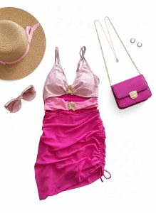 مایو با رومایوییه چسبیده کد ۶۹۹