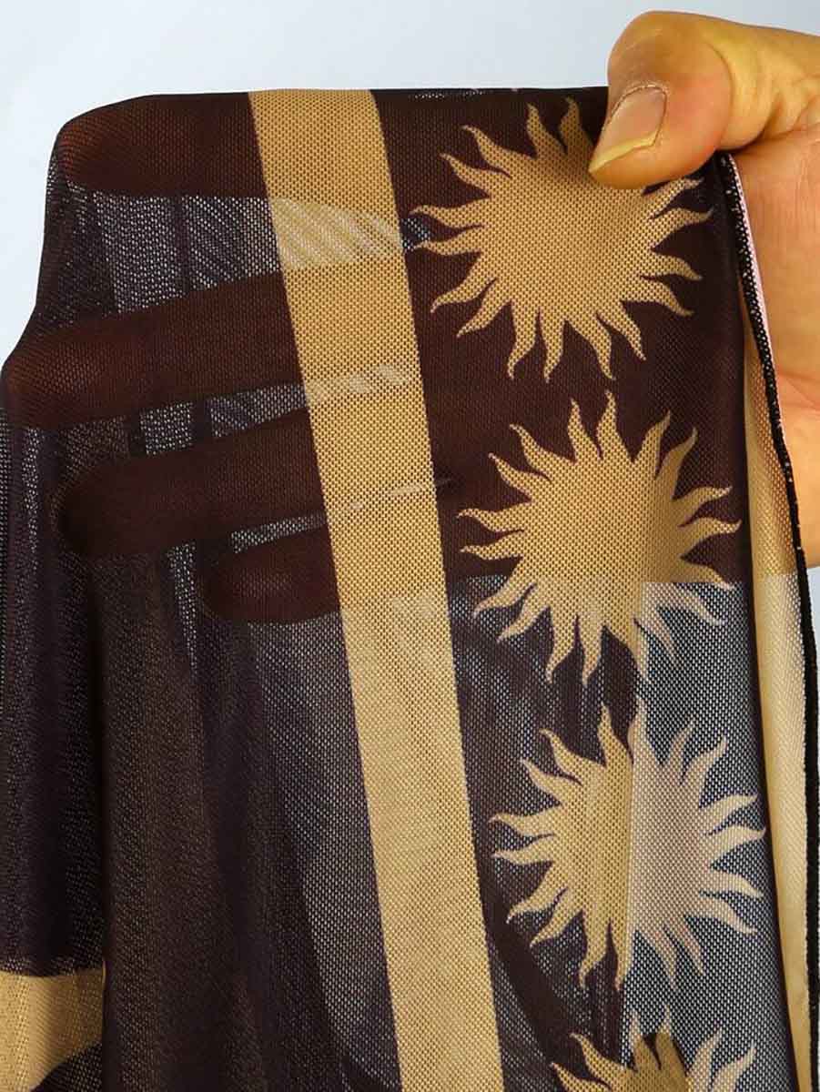 بیکینی دکلته و رومایویی کد ۵۷۱
