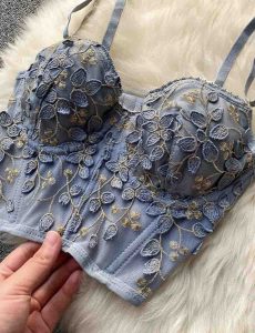 ست نیم تنه شورت گلدوزی شده کد ۷۲۳